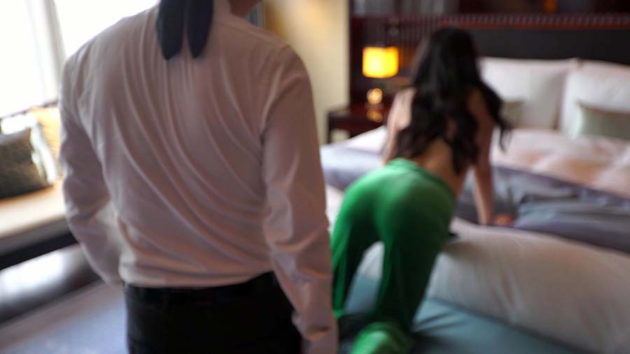 果哥最新众筹推女郎李丽莎之上门商务女1V/272M