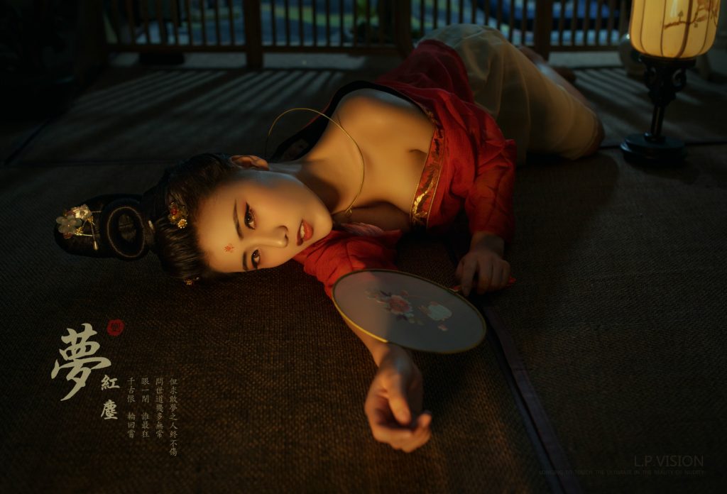知名摄影师@LPVISION 价值128RMB的Van柏丽依《梦红尘》作品